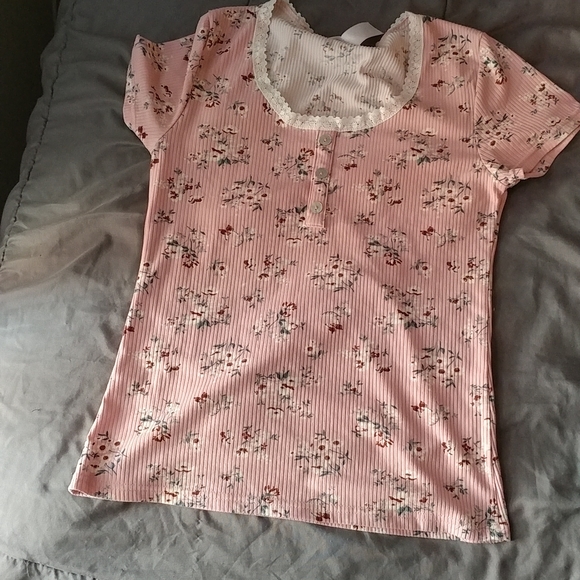 Lovely bubbly pink floral shirt - Picture 1 of 1